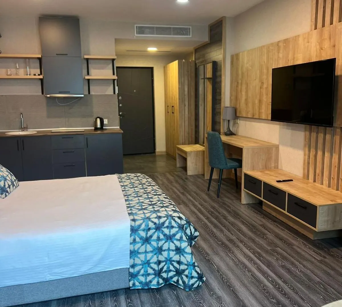 Cozy Apartament In Batumi